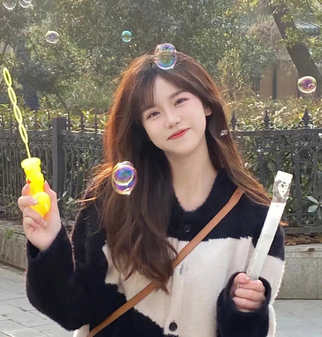 女仆琳恩